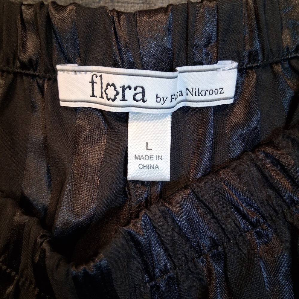 NWT Flora by Flora Nikrooz Pajama Pants Womens Large Black Striped Satin Lounge - Picture 3 of 9